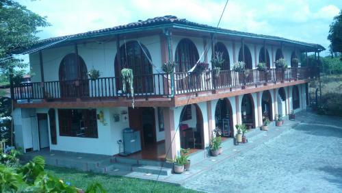 Hostal Finca Hotel Villa Lucia