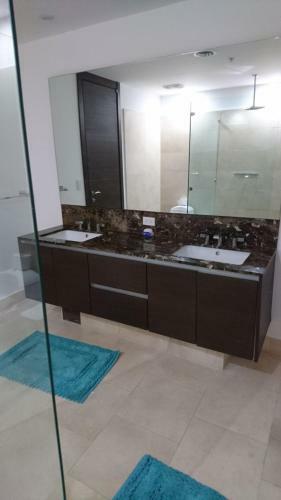 Cozy Apartment En Trump Tower
