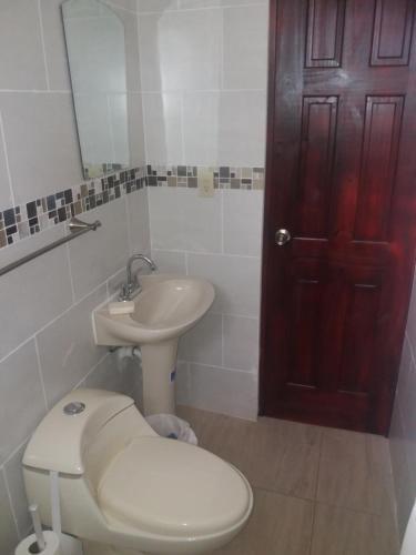 Albergue Hostal Los Laureles