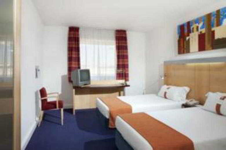 Holiday Inn Express Lisbon - Oeiras, An Ihg Hotel