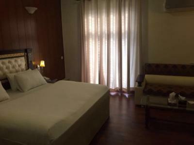 New Doves Inn Hotel ( Branch-2)
