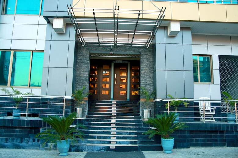 Hostal Hotel One Abbottabad