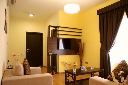 Weekend Hotel & Apartments