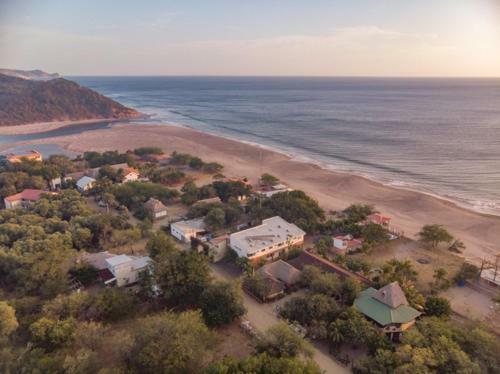 Hotel Club Surf Popoyo