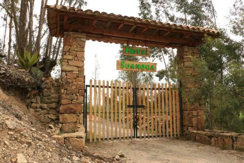 Hostal Finca Hotel La Casona de Suanoga