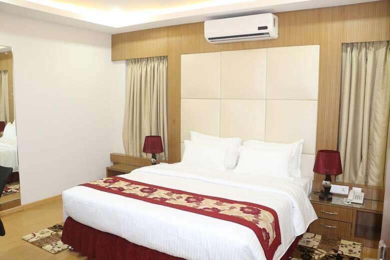 Hotel Harrison Palace