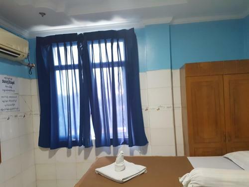Hostal Shwe Wutyee Guest House-burmese Only