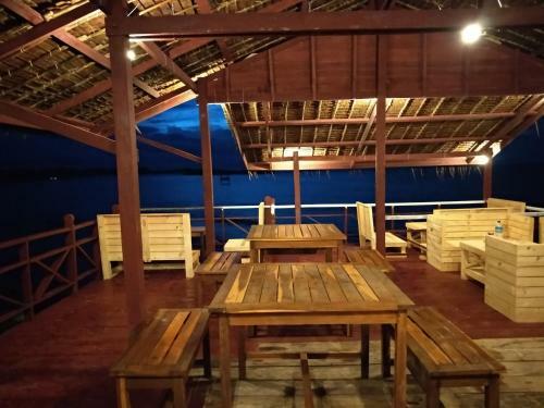 Lodge The Log -gaw Yan Gyi Island