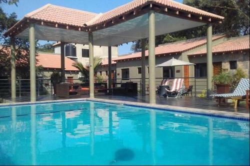Hotel Ossanzaia Bilene Lodge