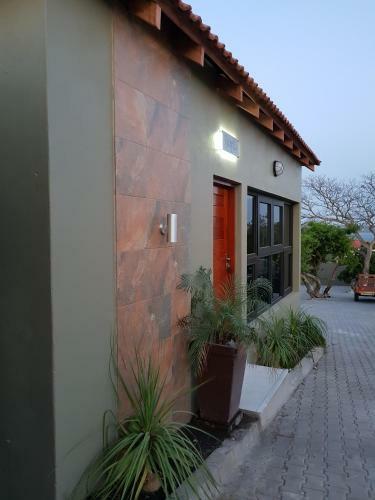 Hotel Ossanzaia Bilene Lodge
