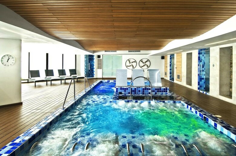Hotel Zuana Beach Resort