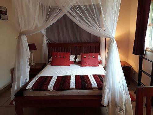 Kwalala Lodge