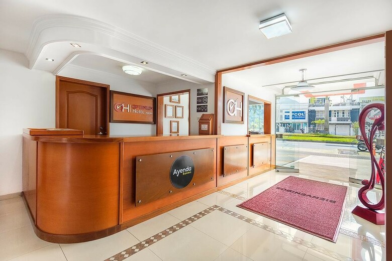 Optimum Hotel