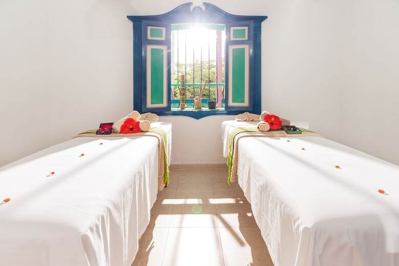 Hotel Decameron Las Heliconias