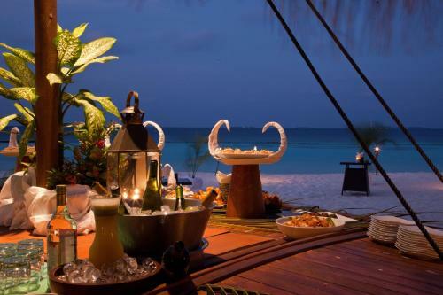 Hotel Vakarufalhi Maldives