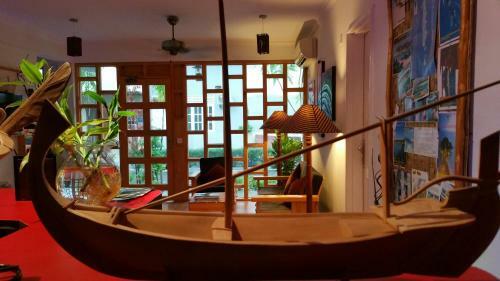 Hostal G 10 Beach Inn