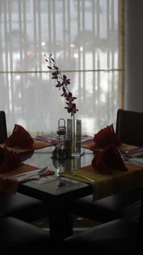 Hostal Le Vieux Nice Inn