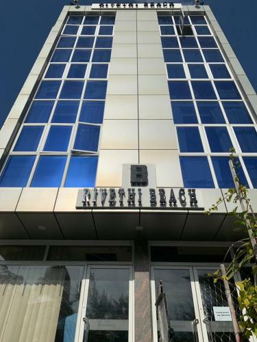 Hostal Rivethi Beach Hotel