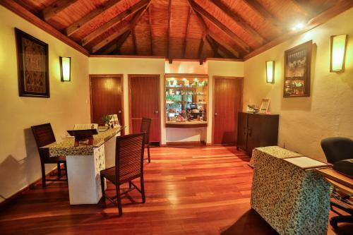 Hotel Canareef Resort Maldives