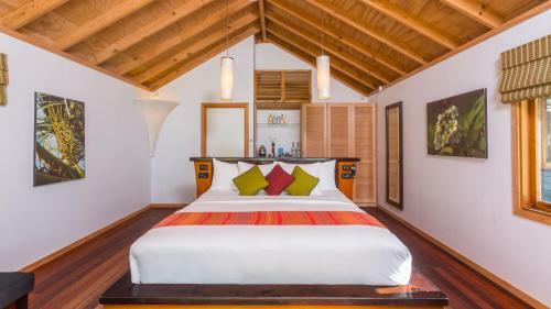 Hotel Kuredu Island Resort & Spa