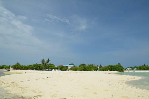 Hostal Equity Beach Holiday Bungalow