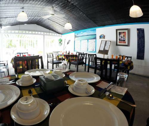 Hostal Rip Tide Vacation Inn, K.guraidhoo