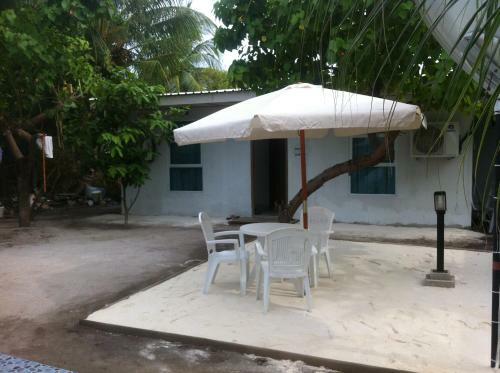 Hostal Azoush Tourist Guesthouse