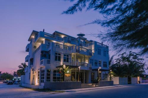 Hostal Pebbles Inn