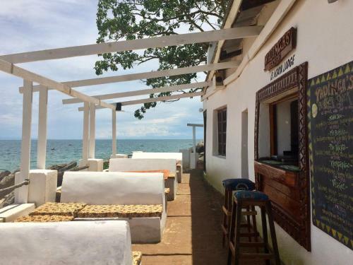 Hotel Njaya Lodge