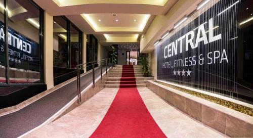 Central Hotel, Fitness And Spa