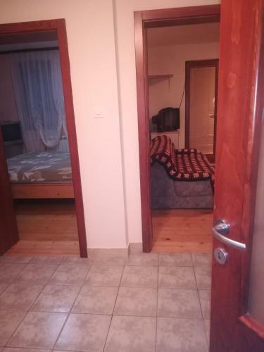 Hostal ***stefani Apartments