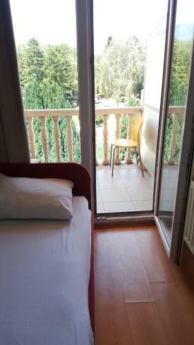 Art Theatre Caffe - River View Hotel