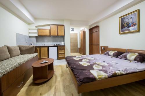 Park Diamond Apartments