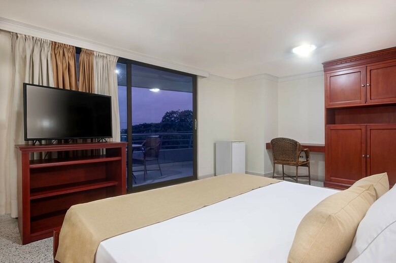 Hotel Ms Alto Prado Superior