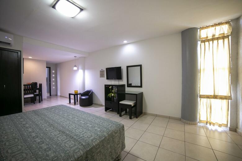 Rs Suites Hotel