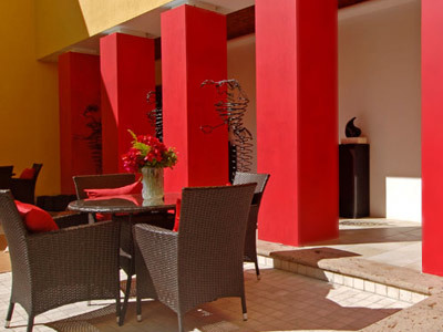 Villa Azalea Inn & Organic Farm