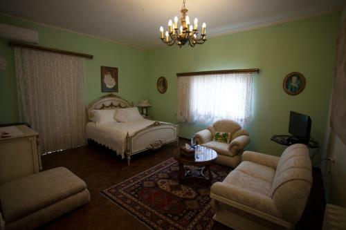 Chateau Des Oliviers Boutique Hotel