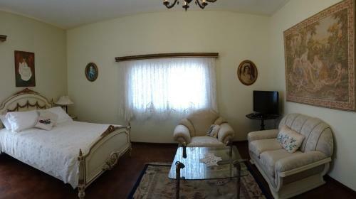 Chateau Des Oliviers Boutique Hotel