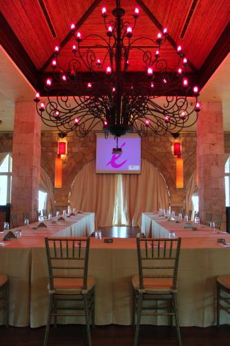 �l?h�tel- Edde Sands Hotel & Wellness Resort