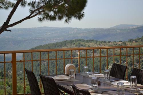 Pine View Hotel Azour-jezzine