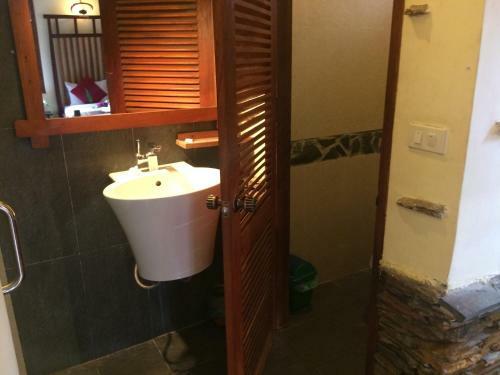 Hostal Chaluenxay Villa