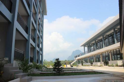 The Grand Riverside Hotel 2 Vangvieng
