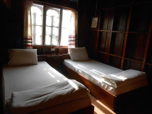 Hostal Zuela Guesthouse