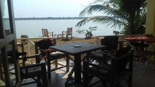 Hostal Cozy House Front Of Mekong ( Half-board )