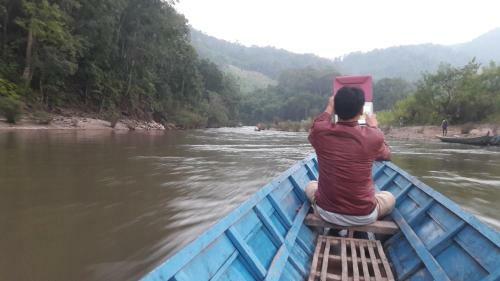 Boat - Luangprabang - Phonsavan - Home Stay