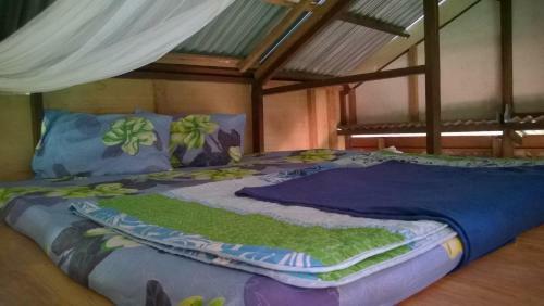 Rudi Mental Holiday Lodge