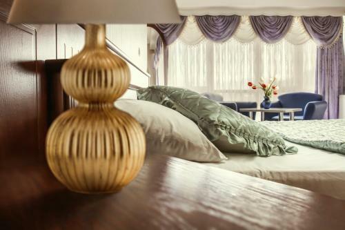 King Hotel