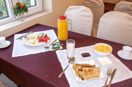 Hotel Salut
