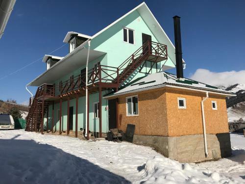 Hostal Alakol-jyrgalan Guest House