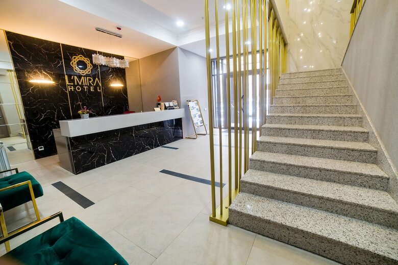 Hotel L`mira